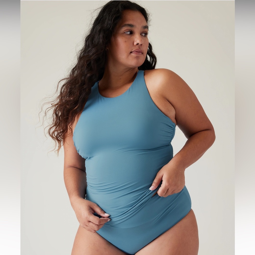 Athleta Maldives tankini top